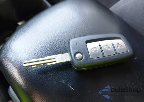 2015 Nissan Rogue S z USA, uszkodzony, nr VIN KNMAT2MT4FP529124